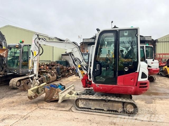 Takeuchi TB 230 Minigraafmachines < 7t