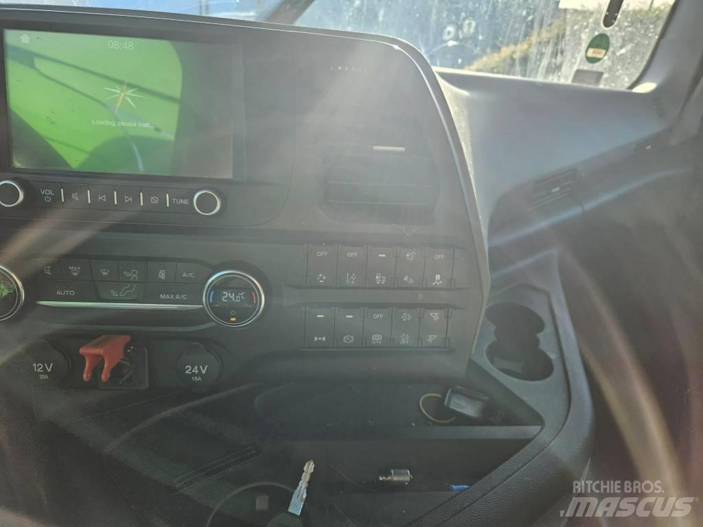 Ford F-Max Trekkers