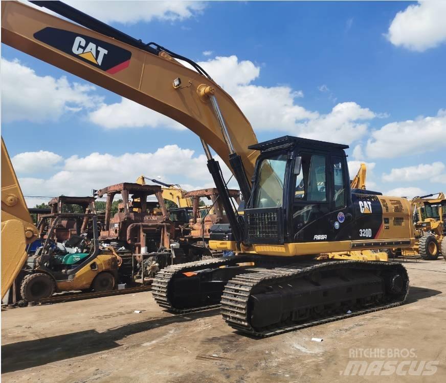 CAT 320D Rupsgraafmachines