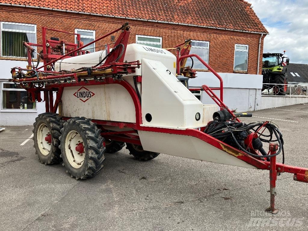 Lindus 4000 24 meter Getrokken spuitmachines