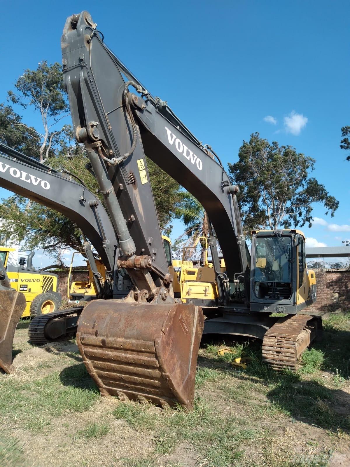 Volvo EC 250 D L Rupsgraafmachines
