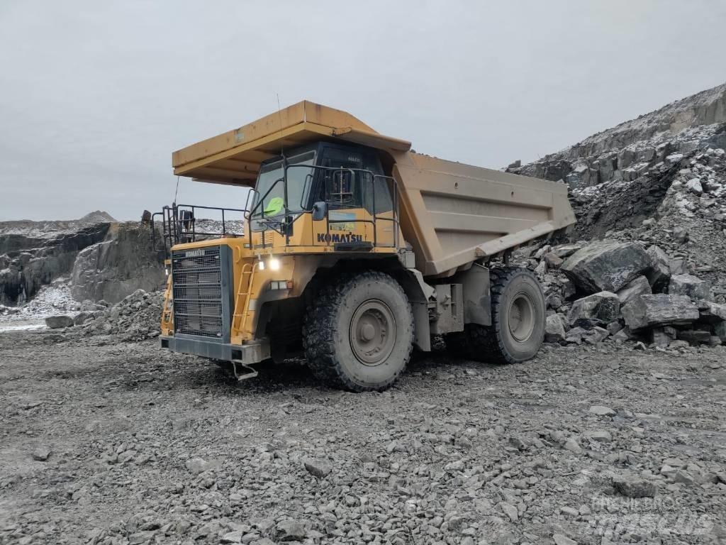 Komatsu HD605-7 Starre dumptrucks