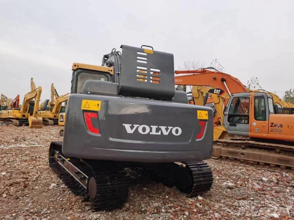 Volvo EC 210 Rupsgraafmachines