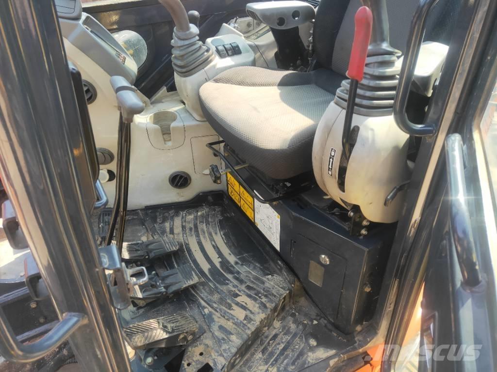 Hitachi ZX55USR-5A Minigraafmachines < 7t