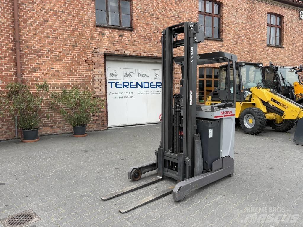 Nissan ULS 120 Reachtruck voor hoog niveau