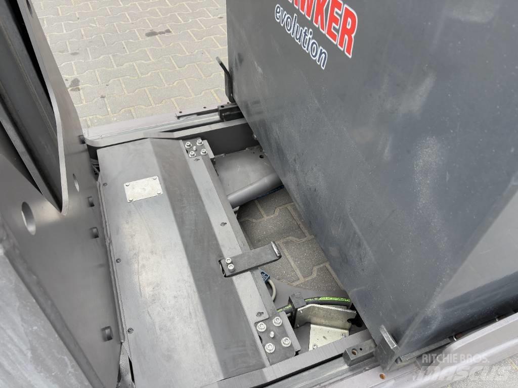 Nissan ULS 120 Reachtruck voor hoog niveau