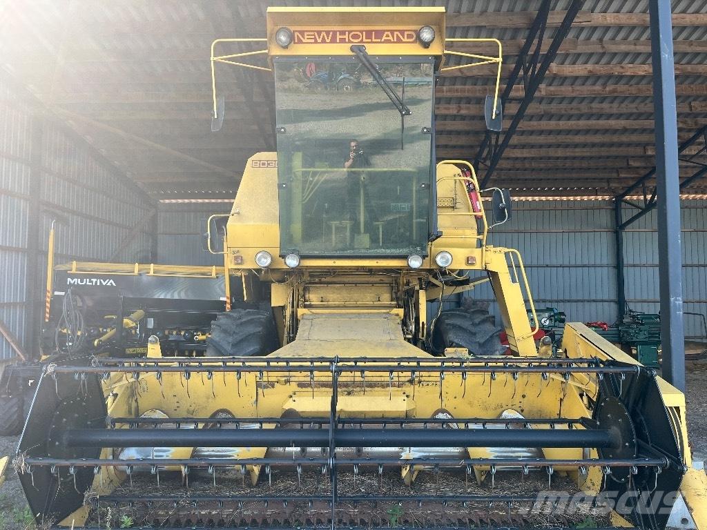 New Holland 8030 Maaidorsmachines