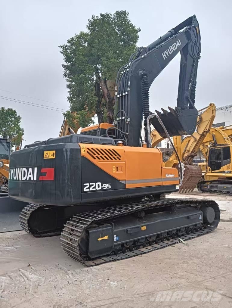 Hyundai 220 LC-9T Rupsgraafmachines