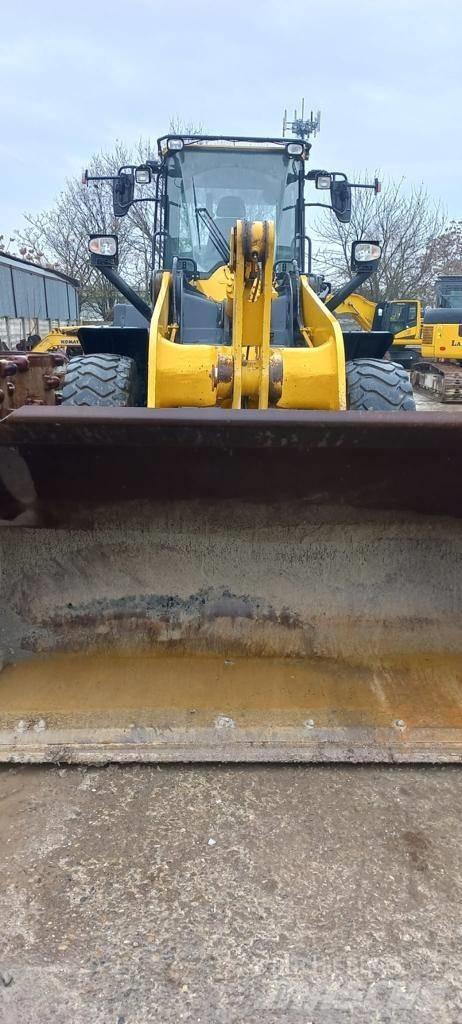 Komatsu WA 320 Wielladers