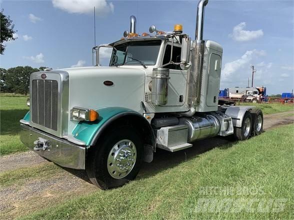 Peterbilt 367 Trekkers