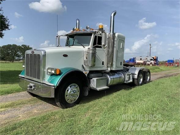 Peterbilt 367 Trekkers