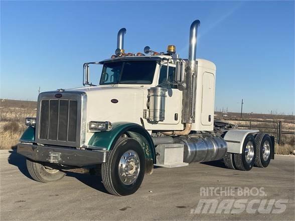 Peterbilt 367 Trekkers