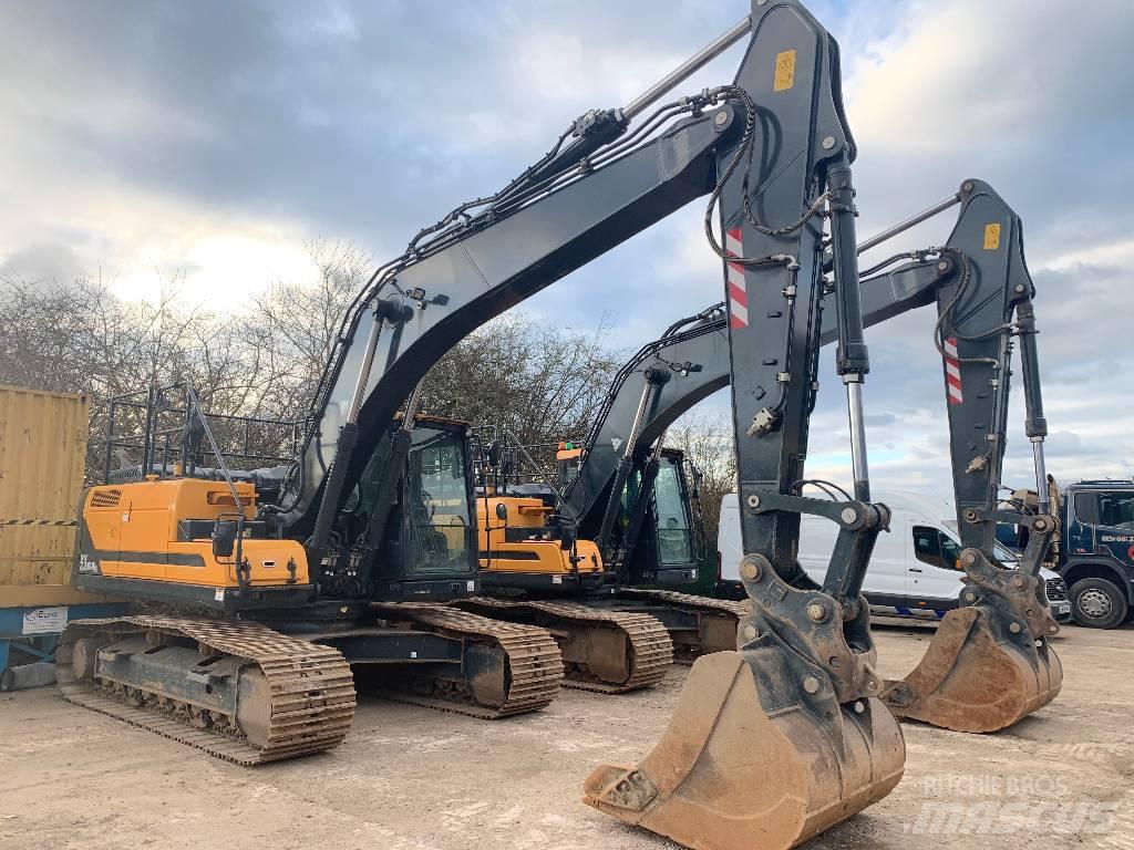 Hyundai HX220A L Rupsgraafmachines