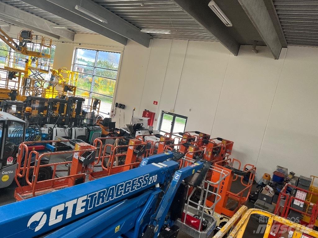 JLG 1230 ES Schaarhoogwerkers