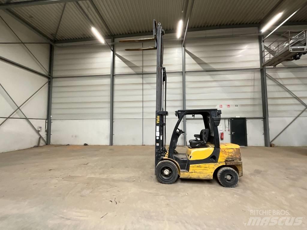 Yale GDP 35 VX Diesel heftrucks