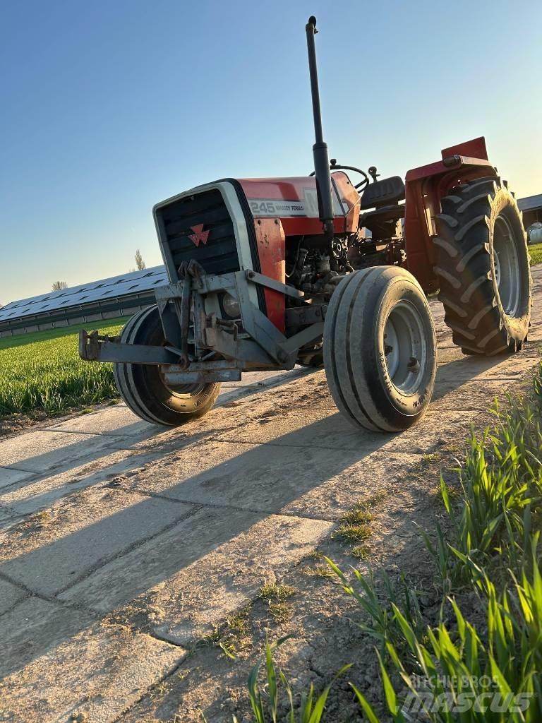 Massey Ferguson 240 Tractoren
