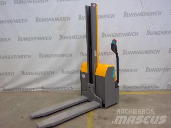 Jungheinrich EMC 110 Stapelaar meeloop