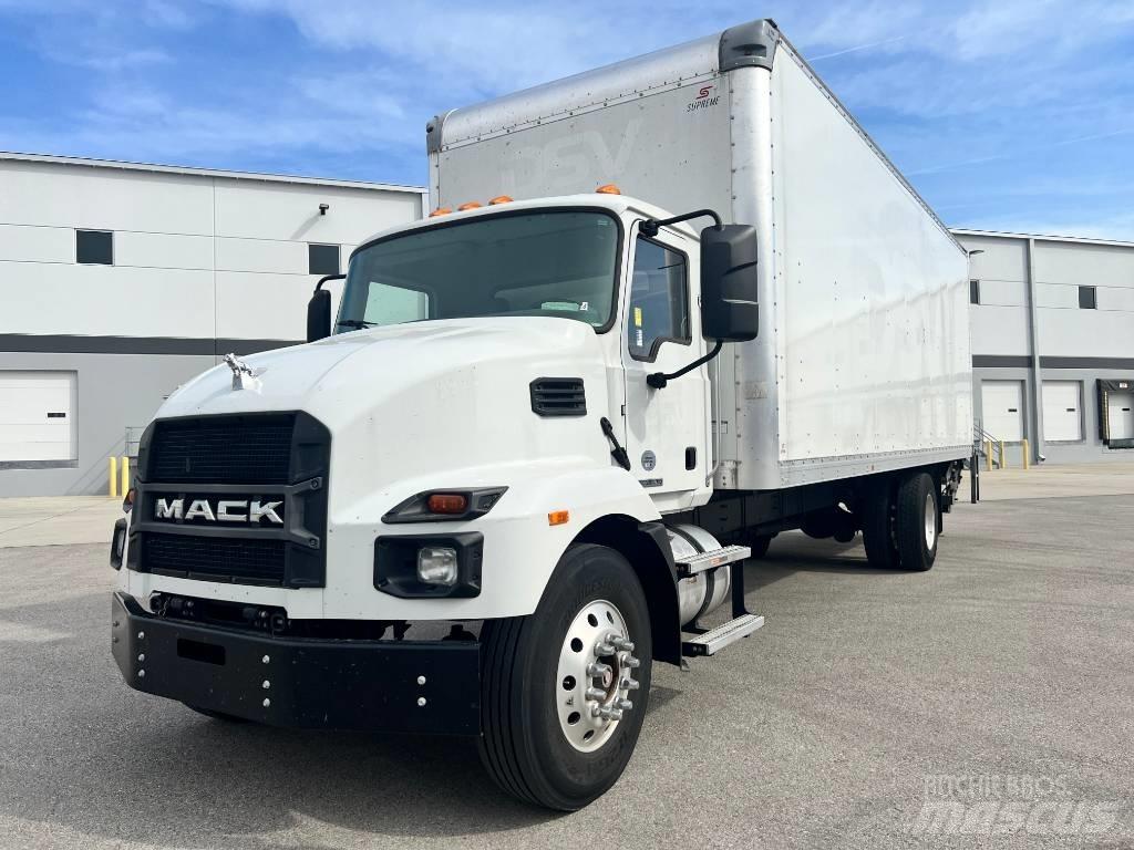 Mack MD 6 Bakwagens met gesloten opbouw