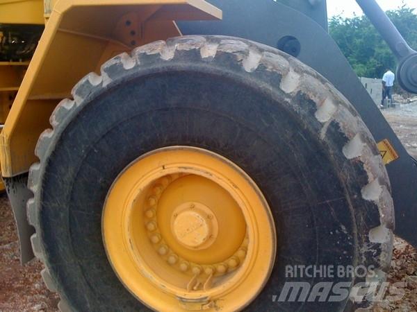 Volvo L180 Wielladers