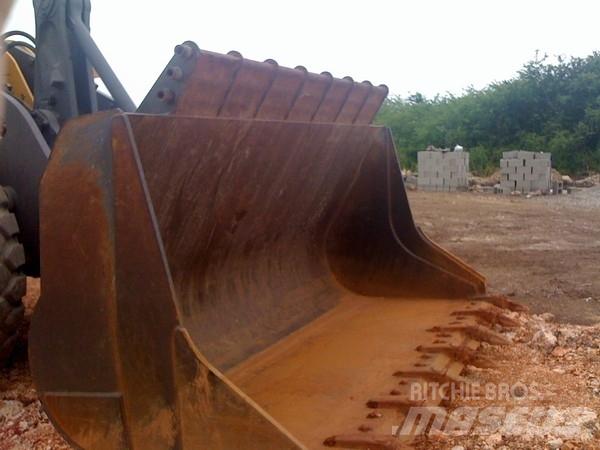 Volvo L180 Wielladers