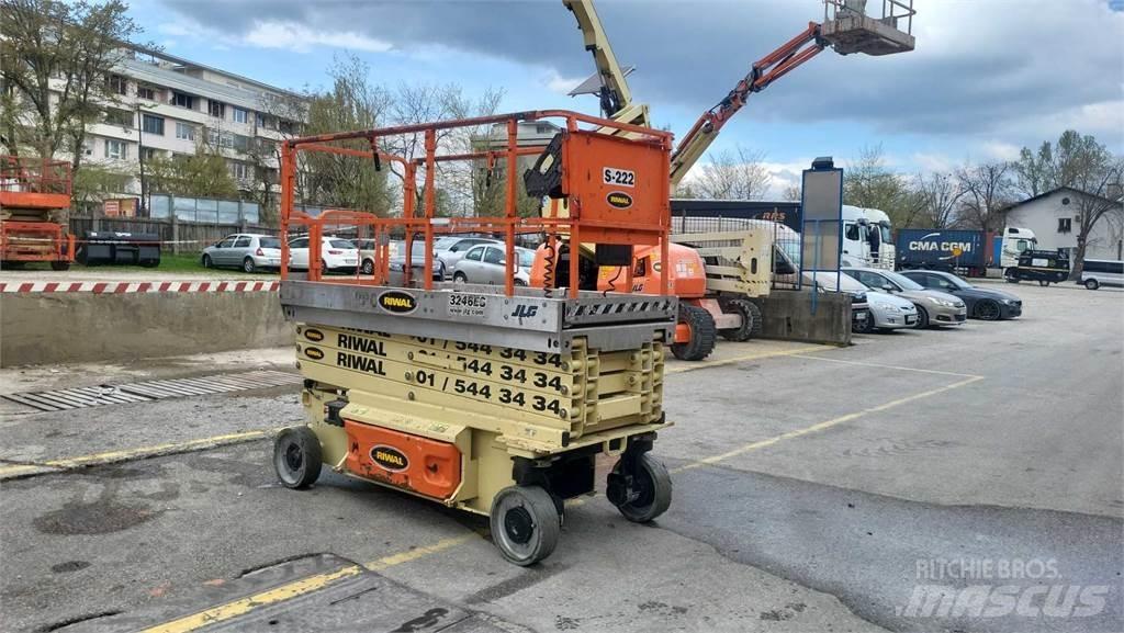 JLG 3246ES Schaarhoogwerkers
