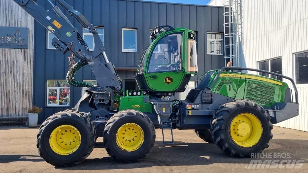 John Deere 1170 G Harvesters
