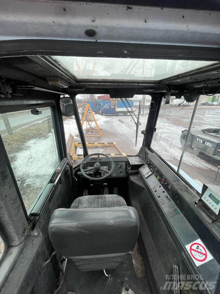 Sisu TRX181 Terminaltrekkers