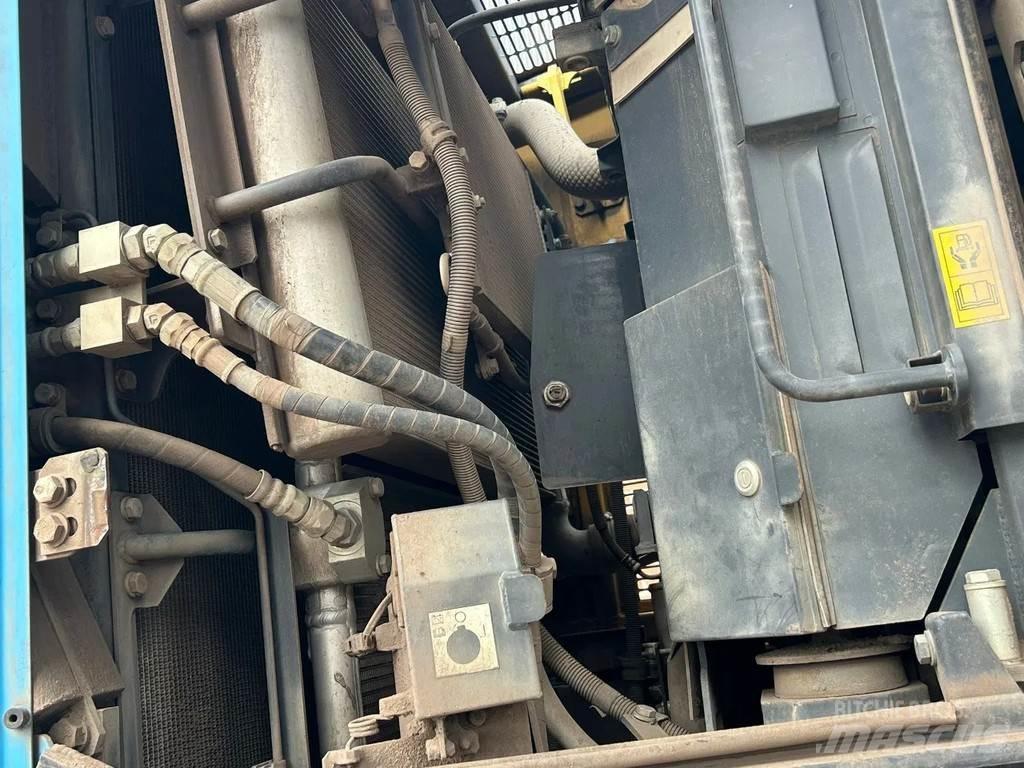 Komatsu WA470-7 Wielladers