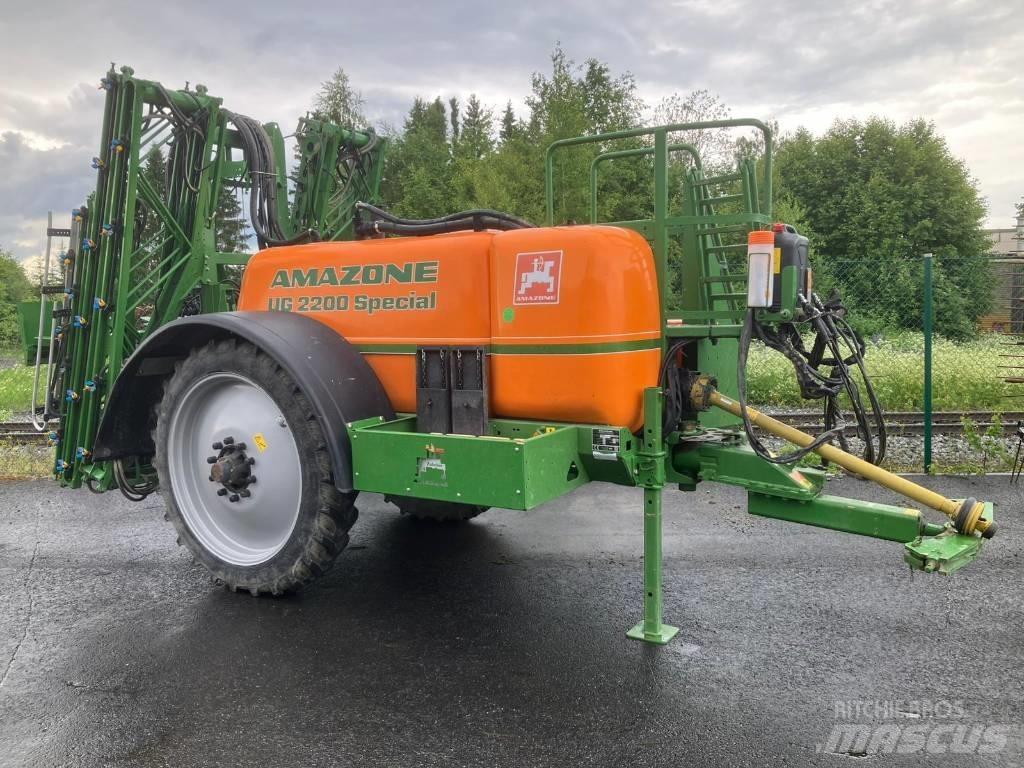 Amazone UG 2200 Getrokken spuitmachines