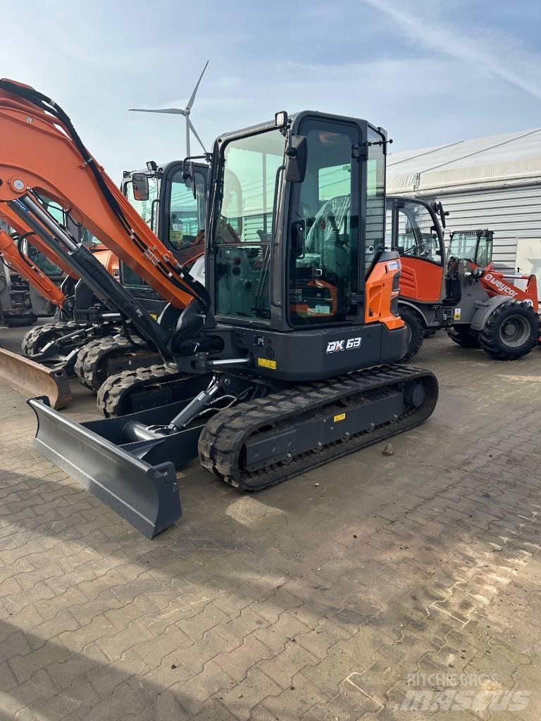Develon DX 63-7 Minigraafmachines < 7t
