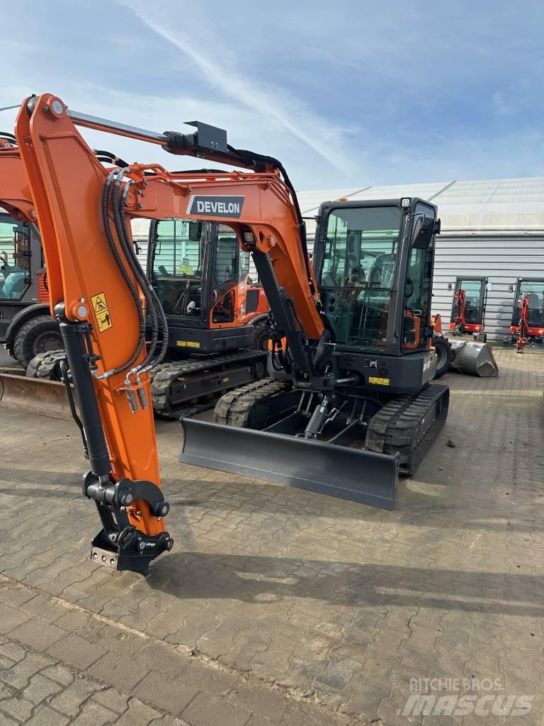 Develon DX 63-7 Minigraafmachines < 7t