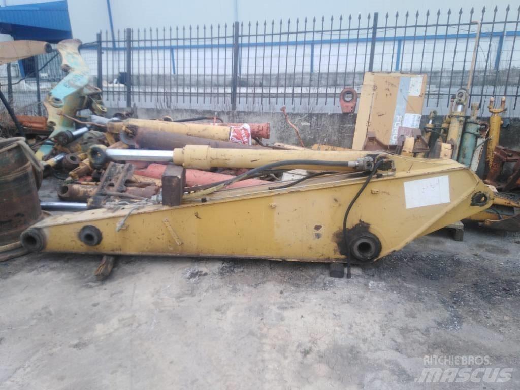 CAT M 318 Chassis en ophanging