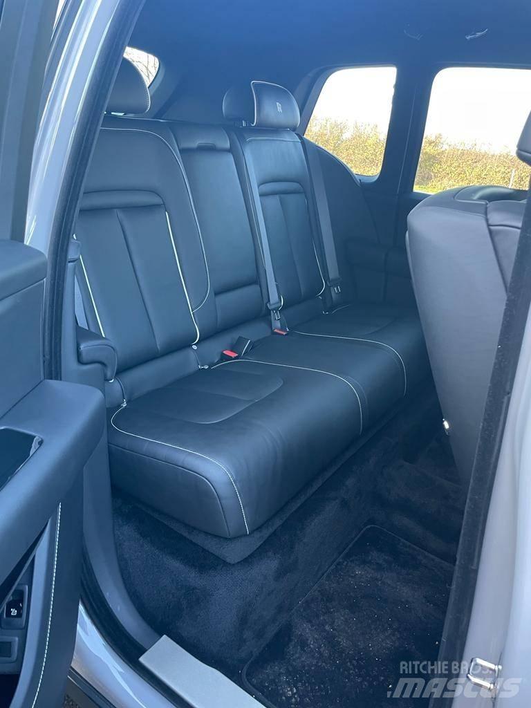 Rolls Royce Cullinan Auto's