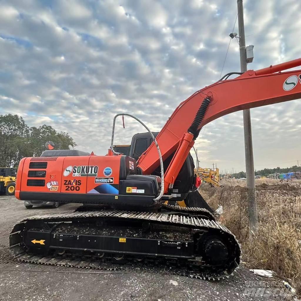 Hitachi ZX 200 Rupsgraafmachines