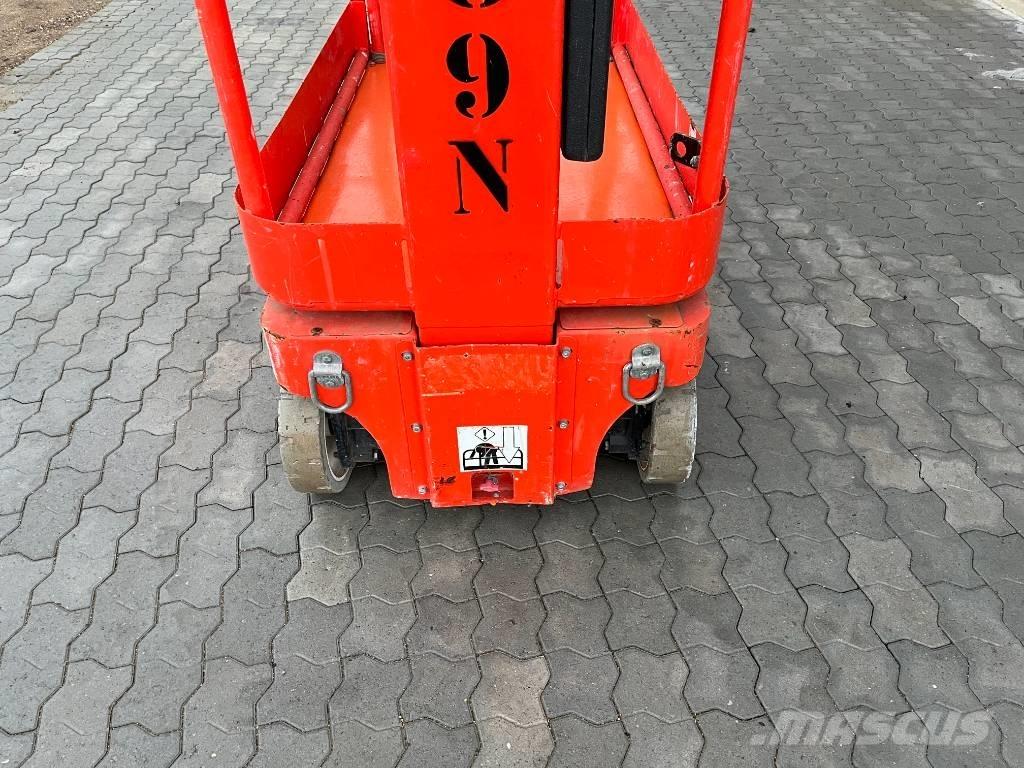 Snorkel TM 12 Personenliften en invalideliften