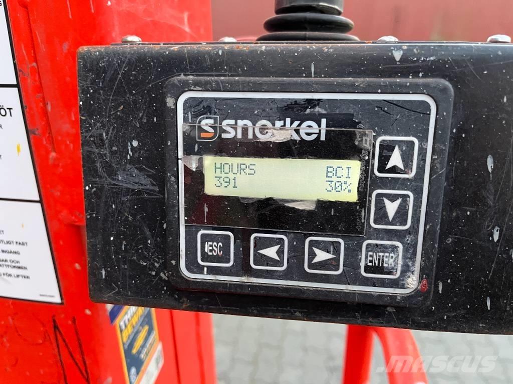 Snorkel TM 12 Personenliften en invalideliften