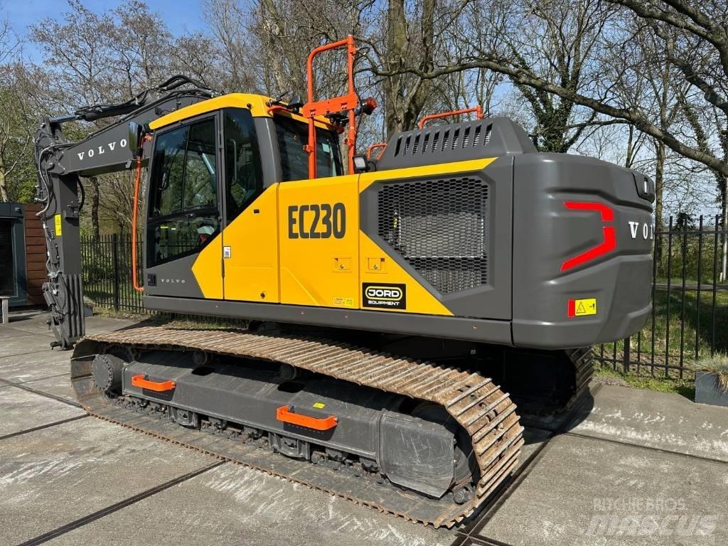 Volvo EC 230FL Rupsgraafmachines