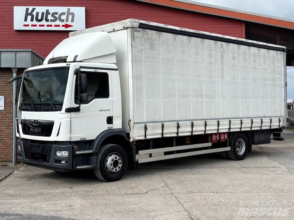 MAN TGM 15.250 Schuifzeilopbouw