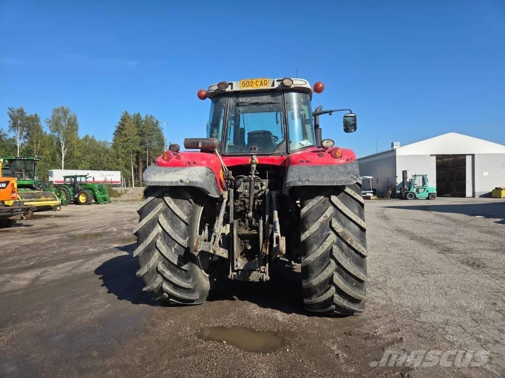 Massey Ferguson 7495 Tractoren