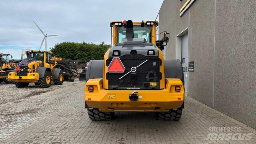 Volvo L 120 H Wielladers