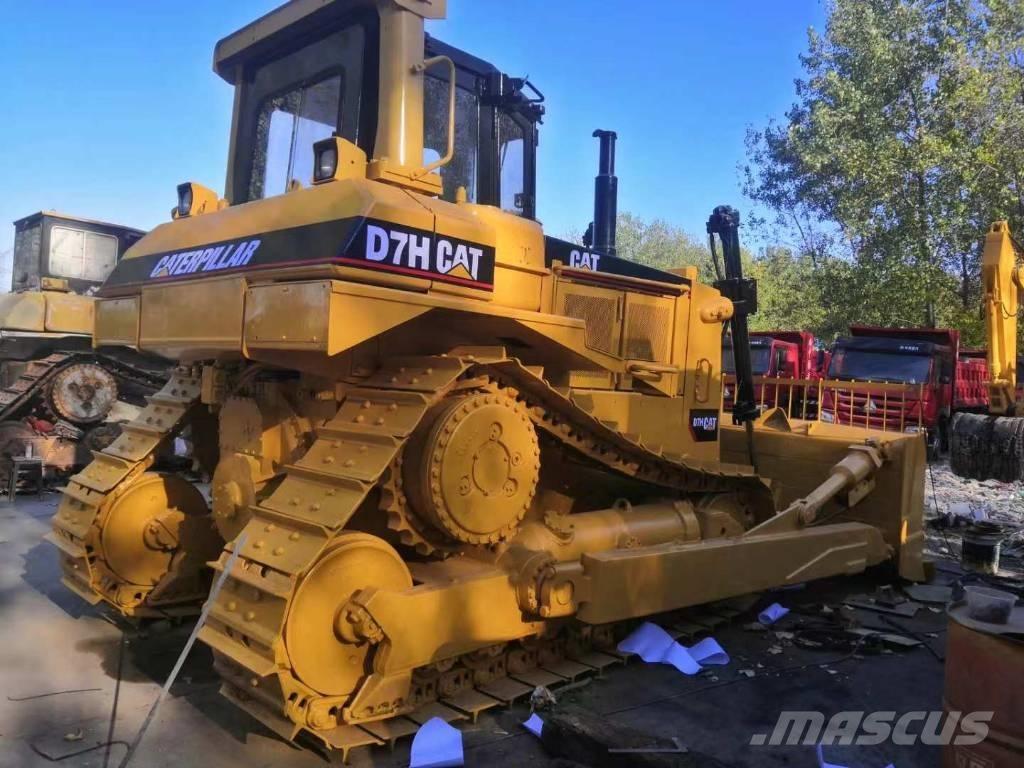CAT D7H Rupsdozers