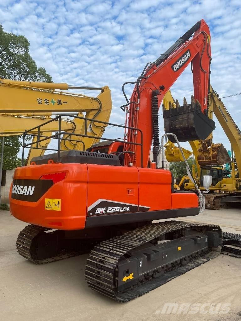 Doosan DX 225 Midigraafmachines 7t - 12t