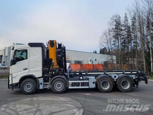 Volvo FH 540 Vlakke laadvloer met kraan