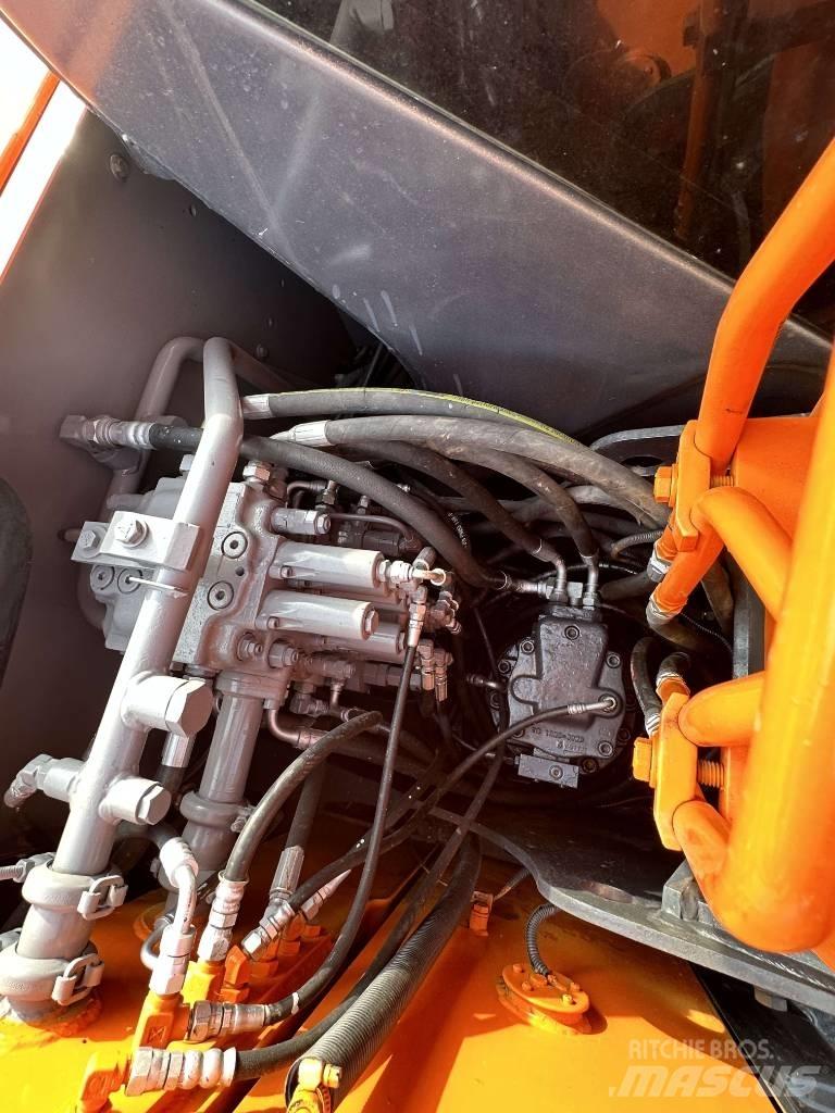 Hitachi ZX 70 Rupsgraafmachines