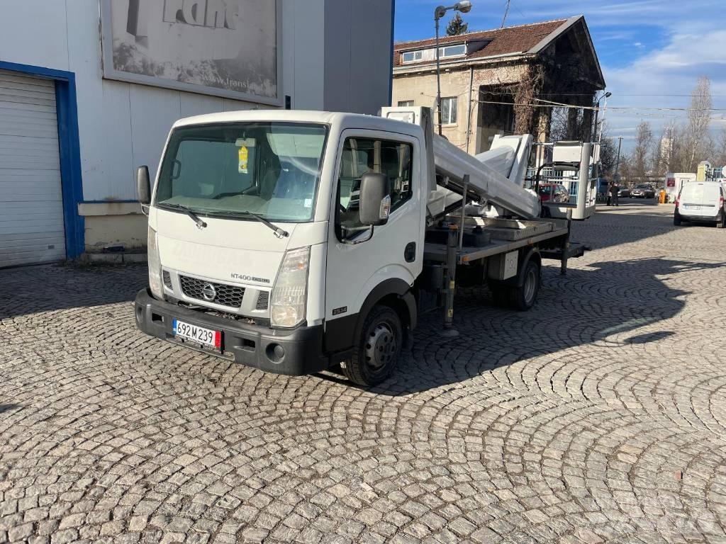 VERSALIFT VTX-240 Auto hoogwerkers