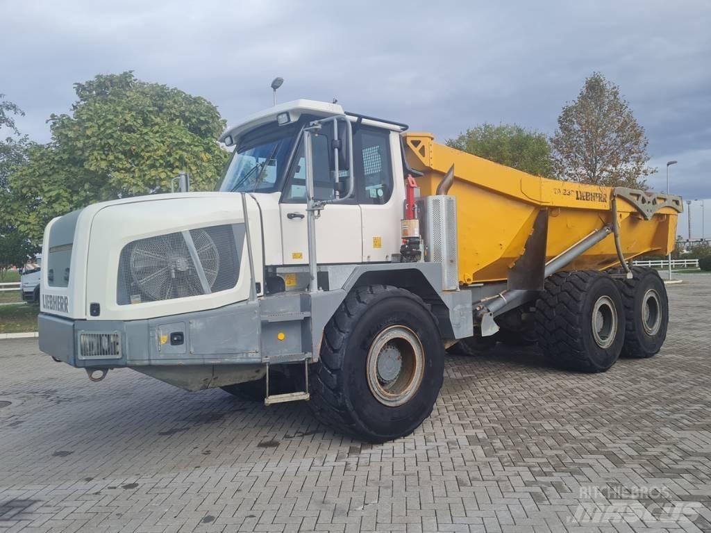 Liebherr TA 230 Knik dumptrucks