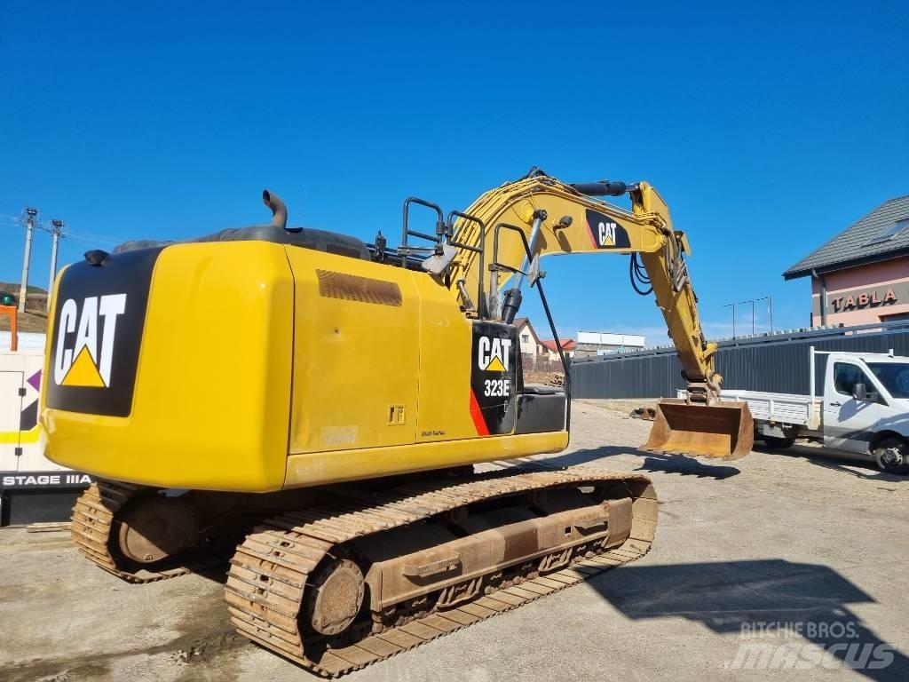 CAT 323 EL Rupsgraafmachines