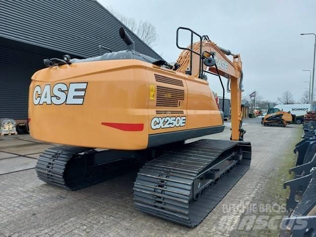 CASE CX250E Rupsgraafmachines