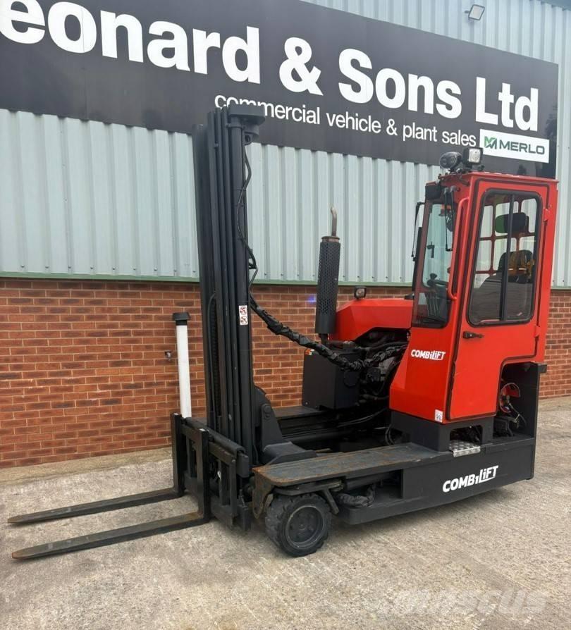 Combilift C 3000 Zijlader