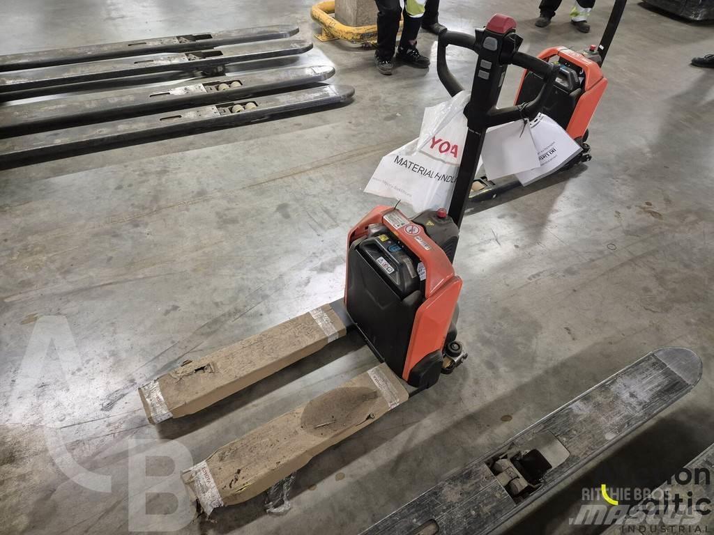 Toyota LHE130 Orderpicker voor middelhoog niveau